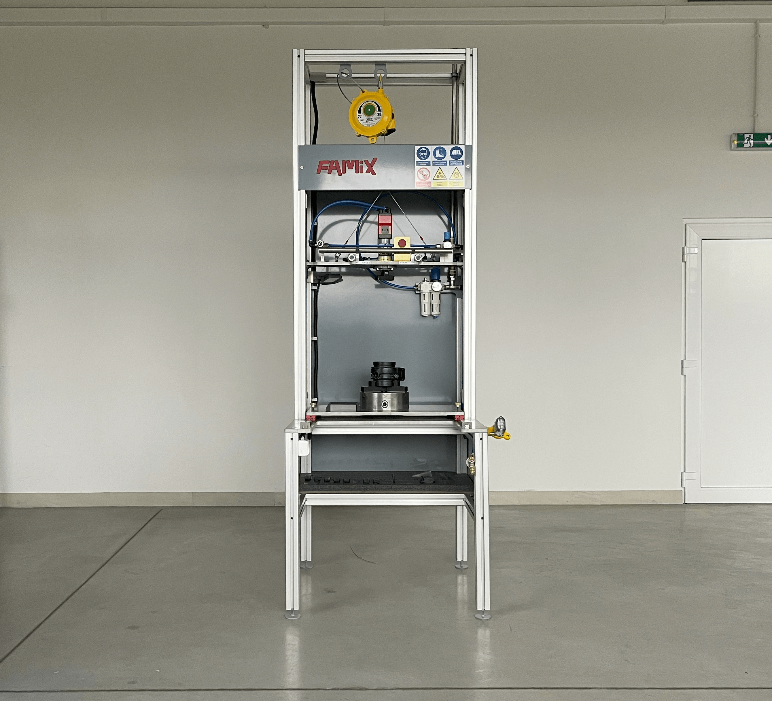 Skręcarka do zaworów