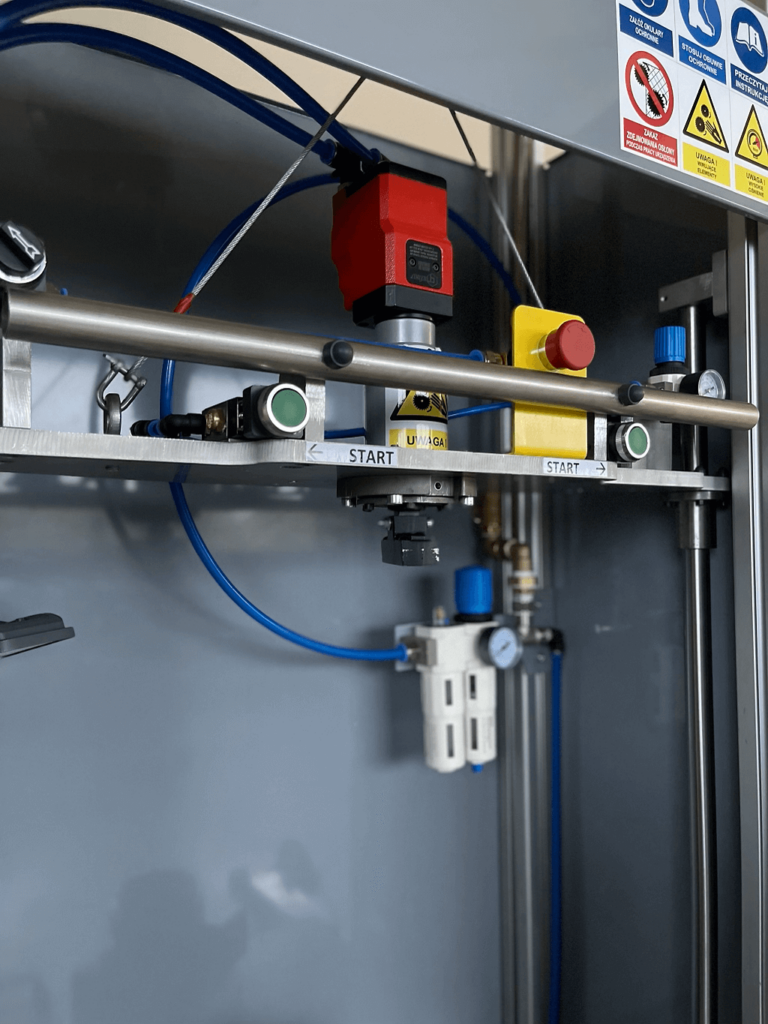 Skręcarka do zaworów detale